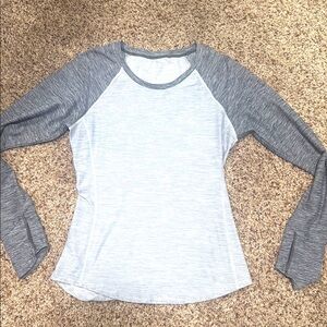 The North Face Long Sleeved Flash Dry Shirt Small